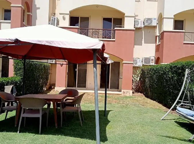لاسيرينا ميني ايجيبت Alpesi faház Ajn-Szuhna