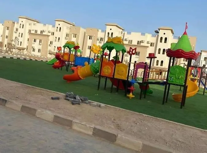 لاسيرينا ميني ايجيبت *